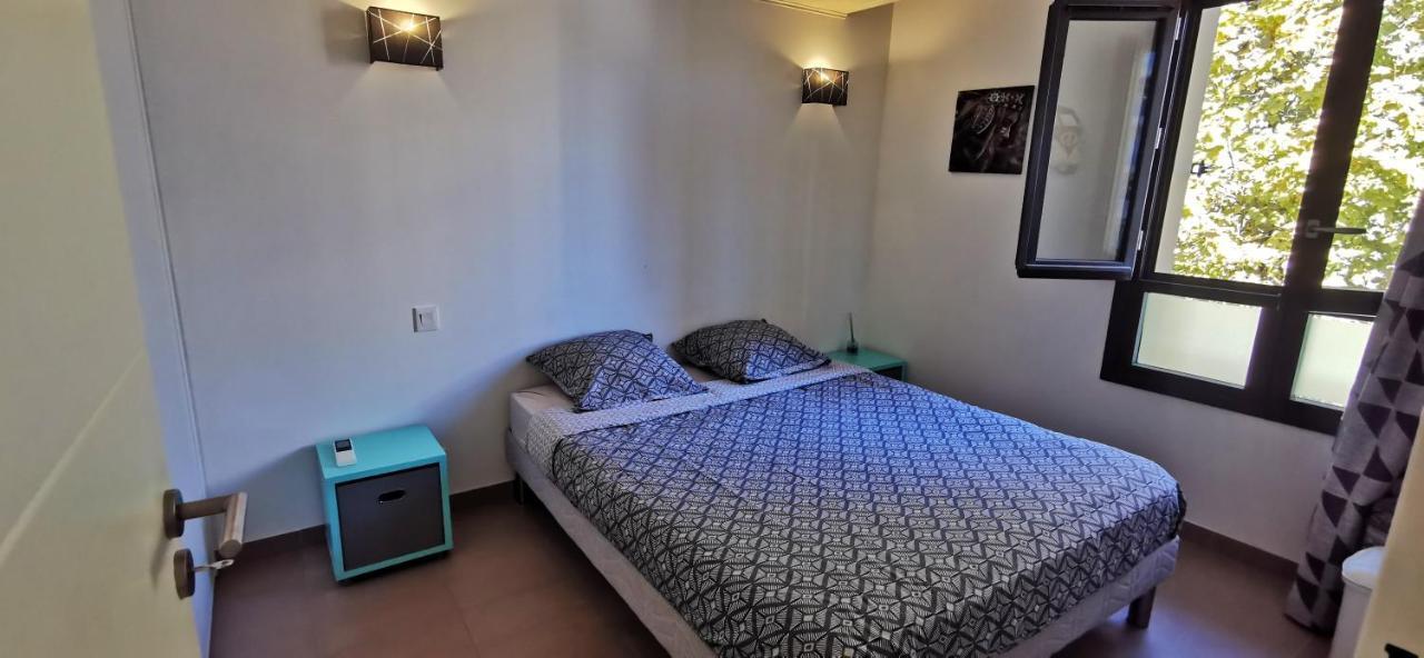 3 Pieces En Duplex